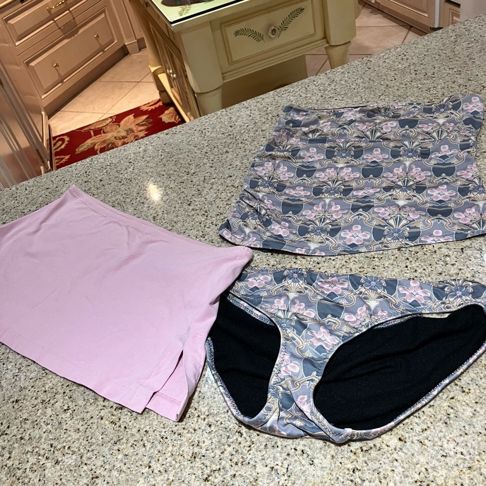 Pink and Gray two piece Malia Mills bathing suit w/complimenting coverup skirt